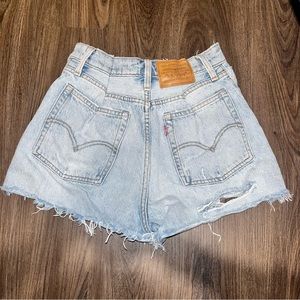 Levi’s Wedgie Short High Rise